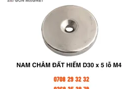 Nam châm đất hiếm D30x5mm lỗ M4