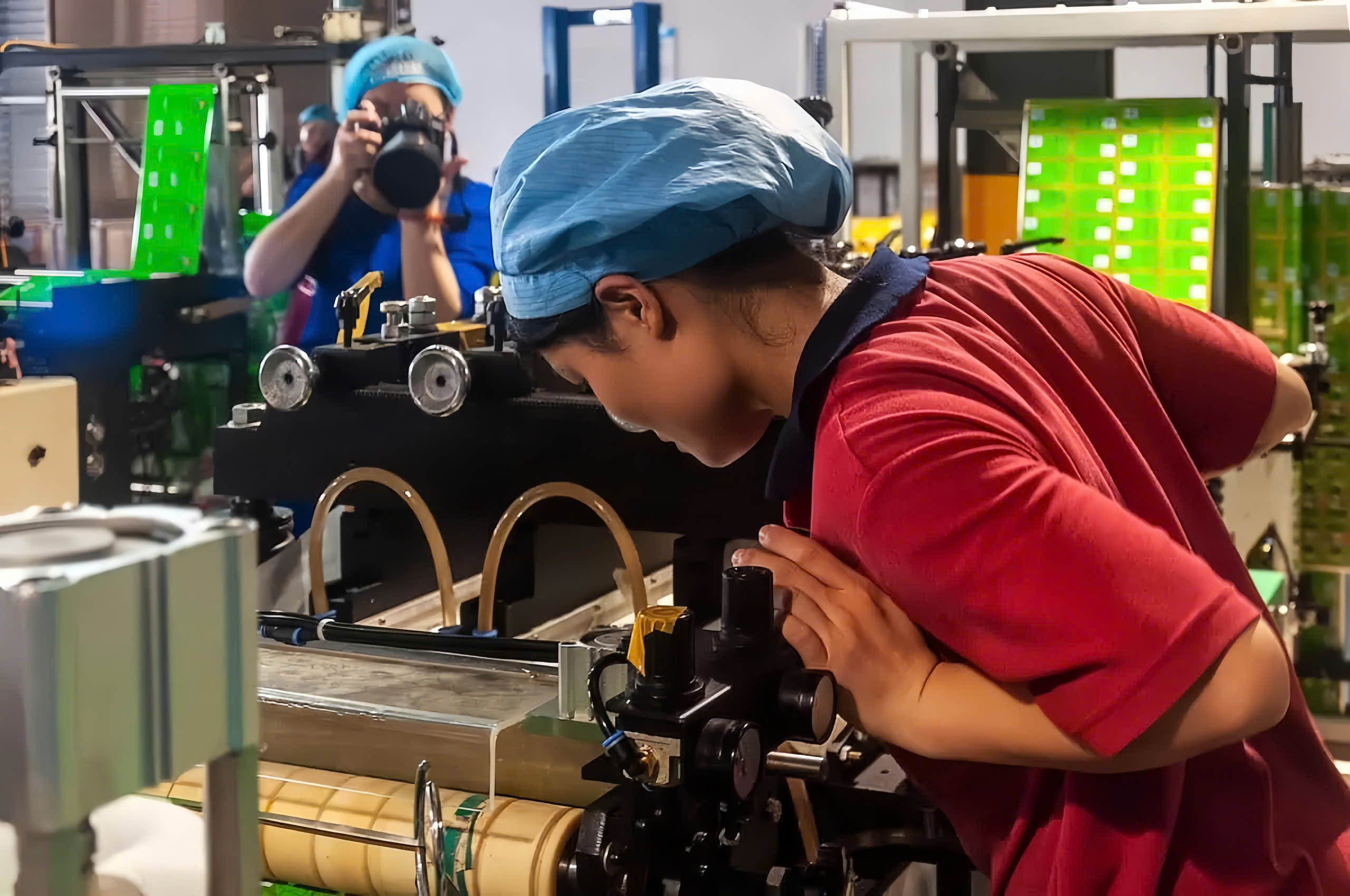 Quá trình kiểm tra trước khi giao hàng trong nhà máy